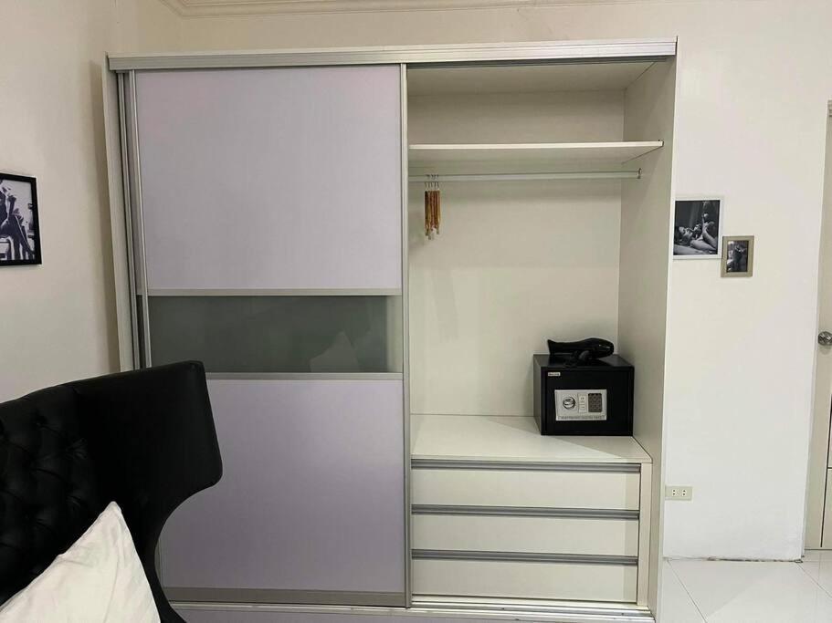 אנגלס Kandi Big 1 Bedroom King Bed, Free Housekeeping, Wi-Fi מראה חיצוני תמונה