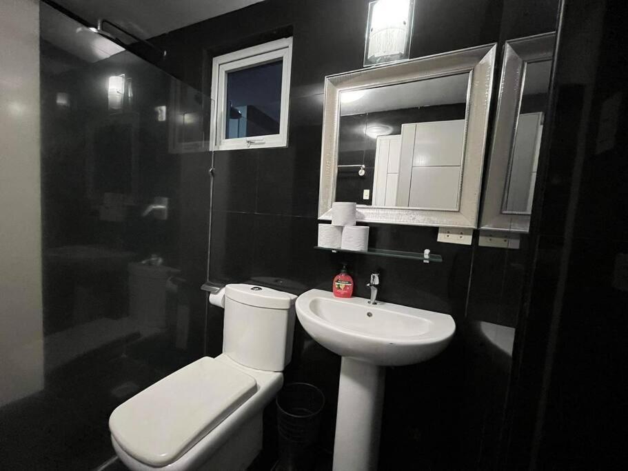 אנגלס Kandi Big 1 Bedroom King Bed, Free Housekeeping, Wi-Fi מראה חיצוני תמונה